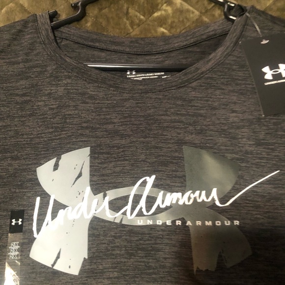 Under Armour Tops - Brand new under armor heat guard shirt